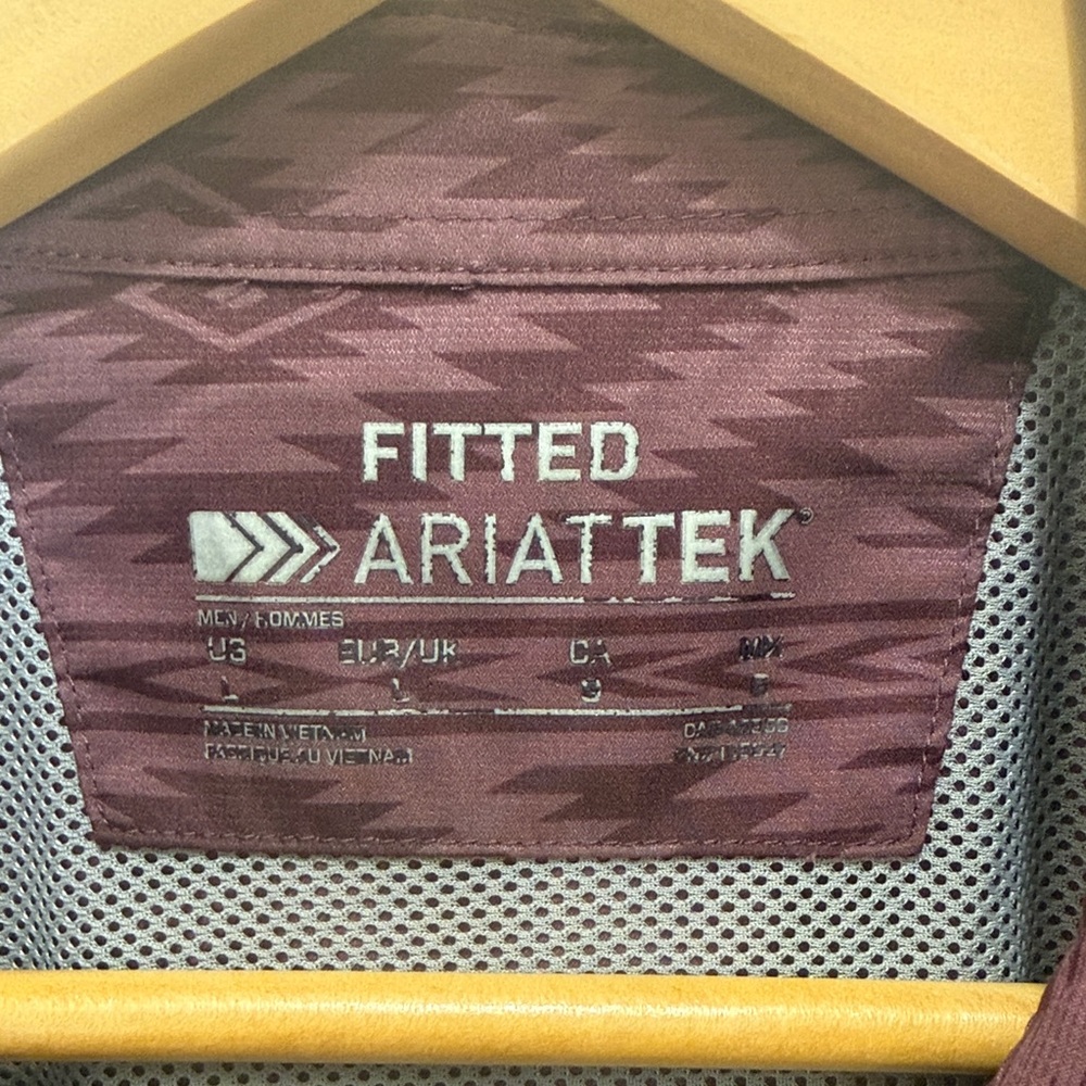 Ariat Men's Maroon Patterned Button Down Shirt, S… - image 2